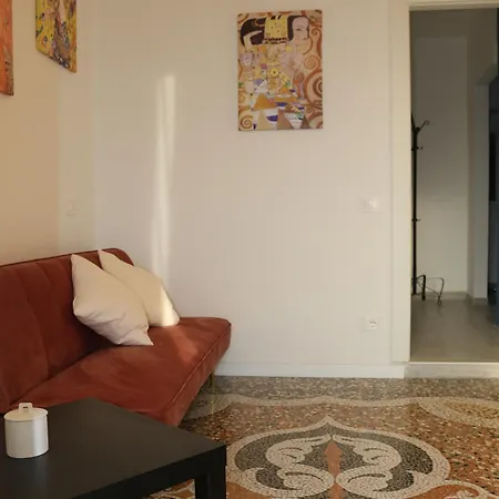 Dimora Le Isole فيربانيا